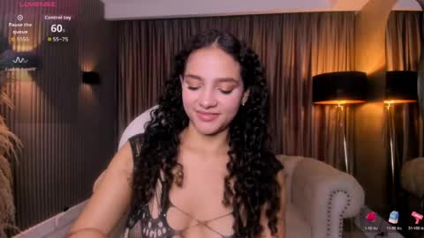 Snapshot of anahi_curlie1 chatting on 05/23/26, 11:14 Anahi Curlie online show from 05/23/26, 11:14