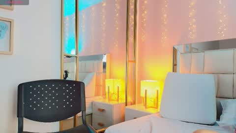 Anahi  online show from 03/24/26, 07:41