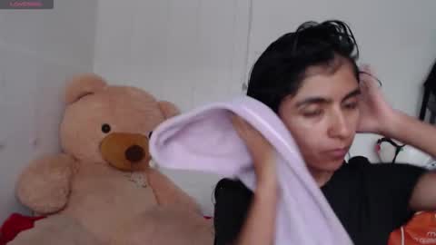 Snapshot of anahibrowns95 chatting on 02/04/26, 04:46 Anahi Browns online show from 02/04/26, 04:46