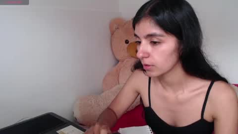 Snapshot of anahibrowns95 chatting on 07/06/26, 05:59 Anahi Browns online show from 07/06/26, 05:59