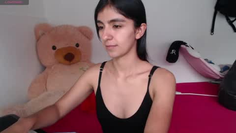 Snapshot of anahibrowns95 chatting on 07/08/26, 05:50 Anahi Browns online show from 07/08/26, 05:50