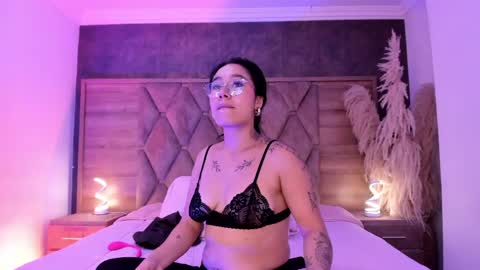 Im Sara  online show from 06/01/26, 03:19