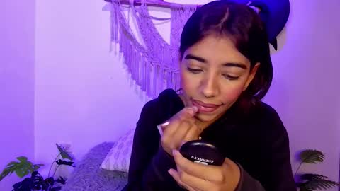 anais_tgn online show from 10/21/25, 12:06