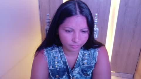 Snapshot of anais_xx0 chatting on 07/22/26, 12:41 Anais online show from 07/22/26, 12:41