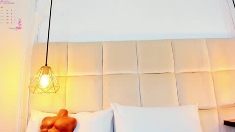  Anais clark  online show from 12/30/24, 11:26