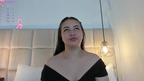  Anais clark  online show from 02/18/25, 11:22