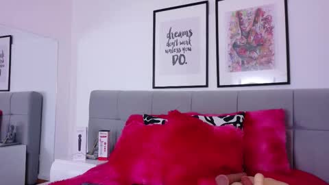 Anaise  online show from 11/10/25, 11:53