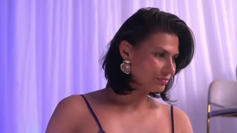 Snapshot of anaisleblanc chatting on 05/19/26, 03:46 Anais online show from 05/19/26, 03:46