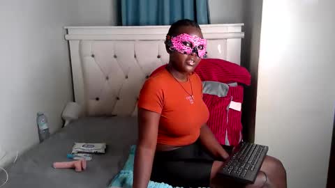 anakiss7 online show from 02/15/26, 01:46