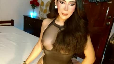 Thena online show from 04/17/26, 12:13