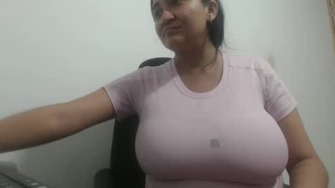 analy_hot online show from 10/02/25, 12:39