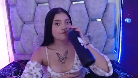 analymilles online show from 12/13/25, 07:53