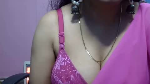 Snapshot of anamika794088 chatting on 01/15/25, 10:27 anamika794088 online show from 01/15/25, 10:27