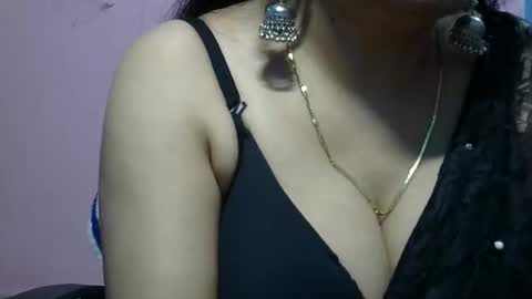 Snapshot of anamika794088 chatting on 03/04/25, 01:49 anamika794088 online show from 03/04/25, 01:49