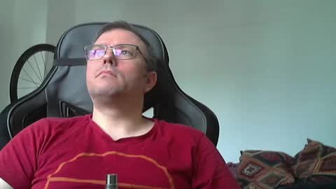 Snapshot of anarchox chatting on 02/03/25, 09:41 Andi online show from 02/03/25, 09:41