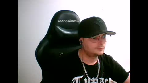 anarchyy1994 online show from 04/12/26, 08:41