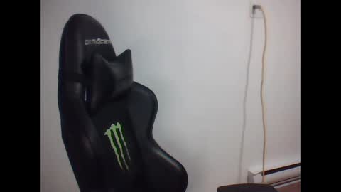 anarchyy1994 online show from 04/20/26, 09:23