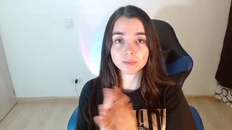 ana 3 online show from 02/27/25, 01:59