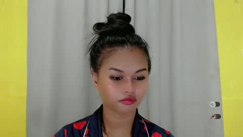 Snapshot of anaruru_ chatting on 12/28/24, 03:37 ANA online show from 12/28/24, 03:37