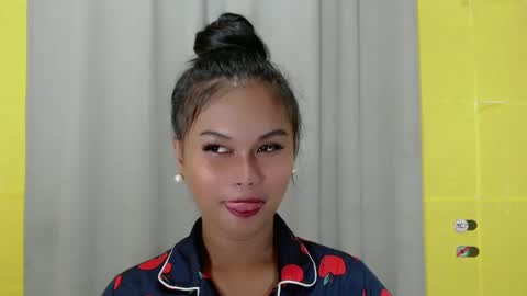 Snapshot of anaruru_ chatting on 01/10/25, 02:45 ANA online show from 01/10/25, 02:45