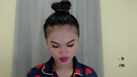 Snapshot of anaruru_ chatting on 02/09/25, 02:18 ANA online show from 02/09/25, 02:18