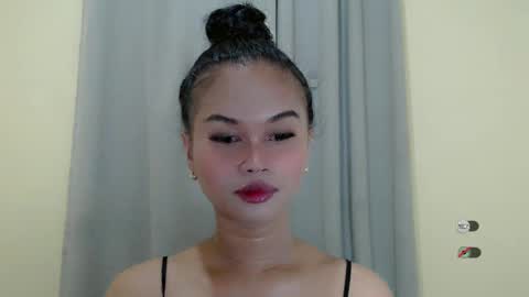 Snapshot of anaruru_ chatting on 02/18/25, 07:54 ANA online show from 02/18/25, 07:54