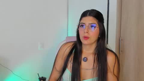 Anastacia online show from 11/03/25, 02:13