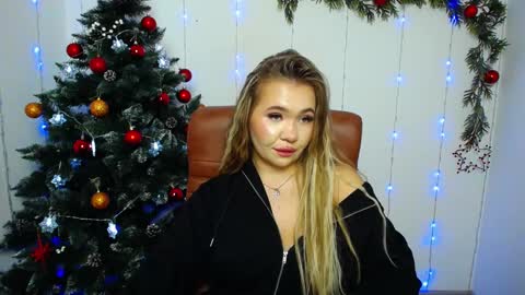 anastacyyellig online show from 12/13/24, 03:27