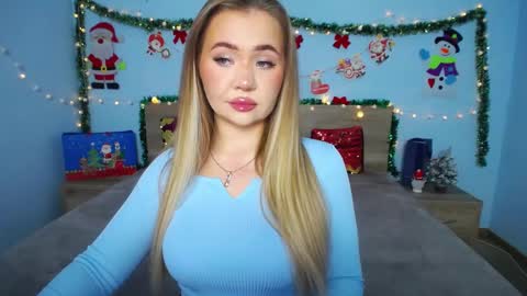 anastacyyellig online show from 01/06/25, 12:05