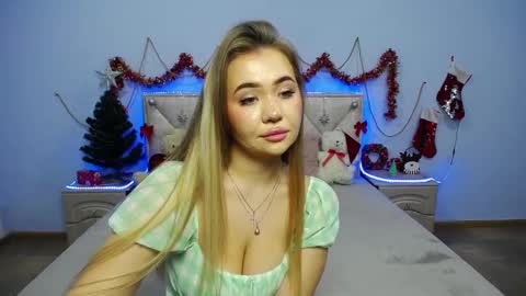 anastacyyellig online show from 01/08/25, 05:27