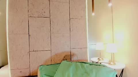 anastasia online show from 10/22/25, 04:35