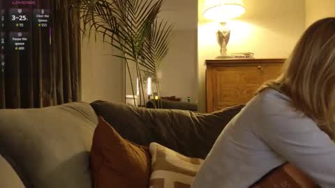 Anastasia online show from 02/25/26, 11:03