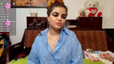 Ana   online show from 10/30/25, 11:44