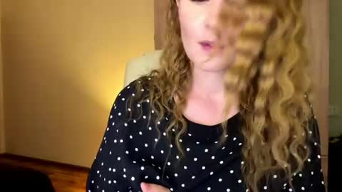 Ana online show from 06/13/26, 10:08