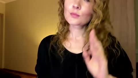 Ana online show from 06/15/26, 10:45