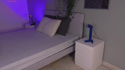 Kendra  online show from 03/13/26, 10:11