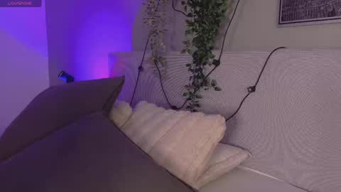 Kendra  online show from 03/17/26, 10:07