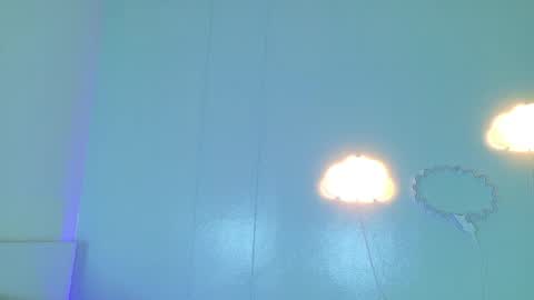 Kendra  online show from 04/20/26, 10:07