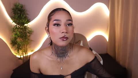 Snapshot of anaya_olyx chatting on 09/25/25, 05:11 anaya_olyx online show from 09/25/25, 05:11