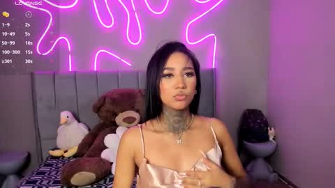 Snapshot of anaya_olyx chatting on 10/19/25, 05:08 anaya_olyx online show from 10/19/25, 05:08