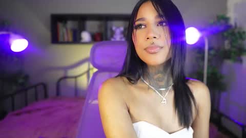 anaya_olyx online show from 10/24/25, 05:04