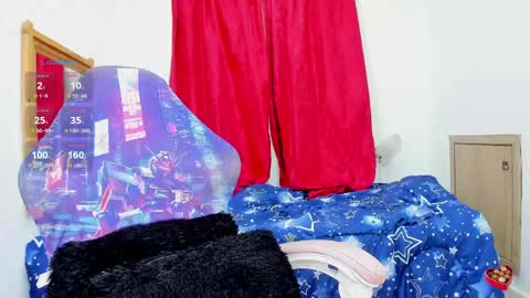 anazztasia_squirt online show from 04/16/26, 06:09