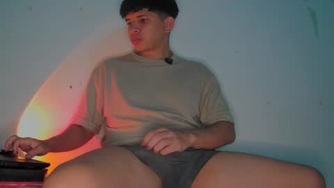 Andres online show from 03/27/26, 04:18