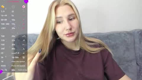 Snapshot of and1sa chatting on 01/11/26, 03:28 Andisa online show from 01/11/26, 03:28