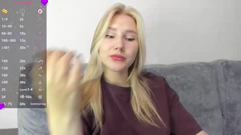 Snapshot of and1sa chatting on 01/14/26, 11:16 Andisa online show from 01/14/26, 11:16