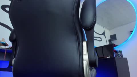 Andrs   -                   online show from 09/20/25, 10:55