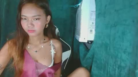 andiaprecious_ online show from 04/27/26, 06:55