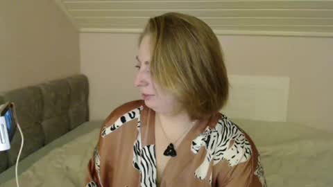 Snapshot of andorphina chatting on 01/15/25, 07:05 Andorphin online show from 01/15/25, 07:05