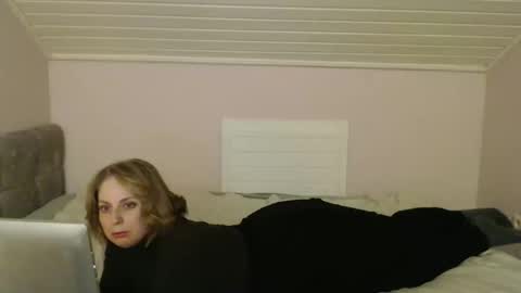 Snapshot of andorphina chatting on 01/30/25, 03:29 Andorphin online show from 01/30/25, 03:29