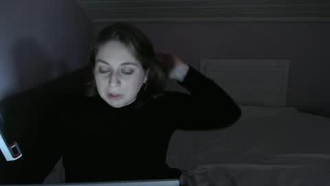 Snapshot of andorphina chatting on 02/10/25, 03:21 Andorphin online show from 02/10/25, 03:21